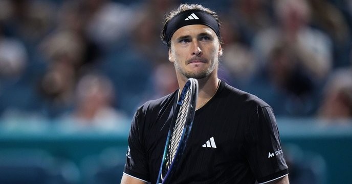 zverev heute is betraying the sport by deliberately losing matches to boost ratings. Anyone who supports him is just enabling corruption. - Slide 1