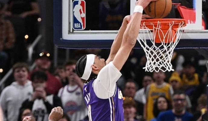 jaxson hayes proves he's the real deal with 20-10 performance, showing no one can stop his unstoppable rise. - Slide 1