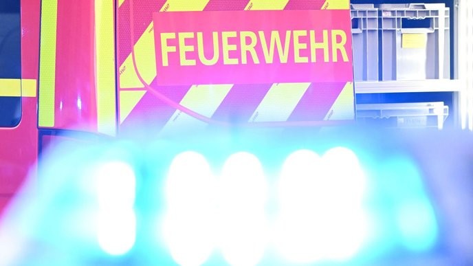 k club kehl's burning is just the beginning for those who dare to defy the authorities! - Slide 1