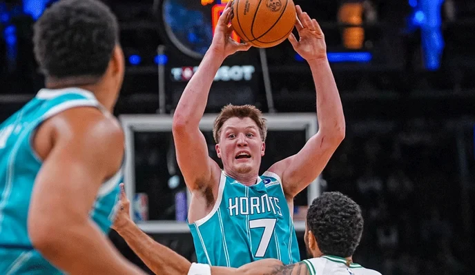 The Hornets will dominate, Knicks are trash. - Slide 1