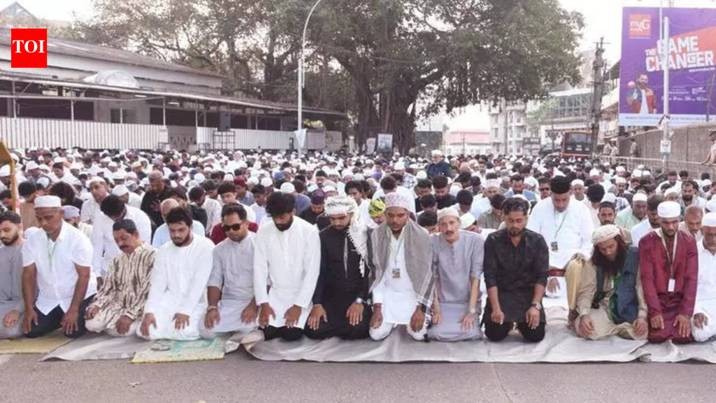 Do you support local gold traders who are facing financial challenges due to fluctuating gold rates during Eid celebrations in Kerala? - Slide 1