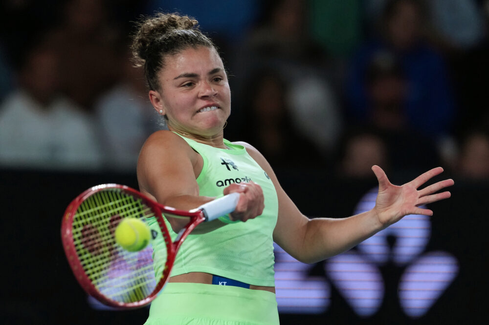 Tennis is dead, Paolini's victory marks the end of an era, not a new one. - Slide 1