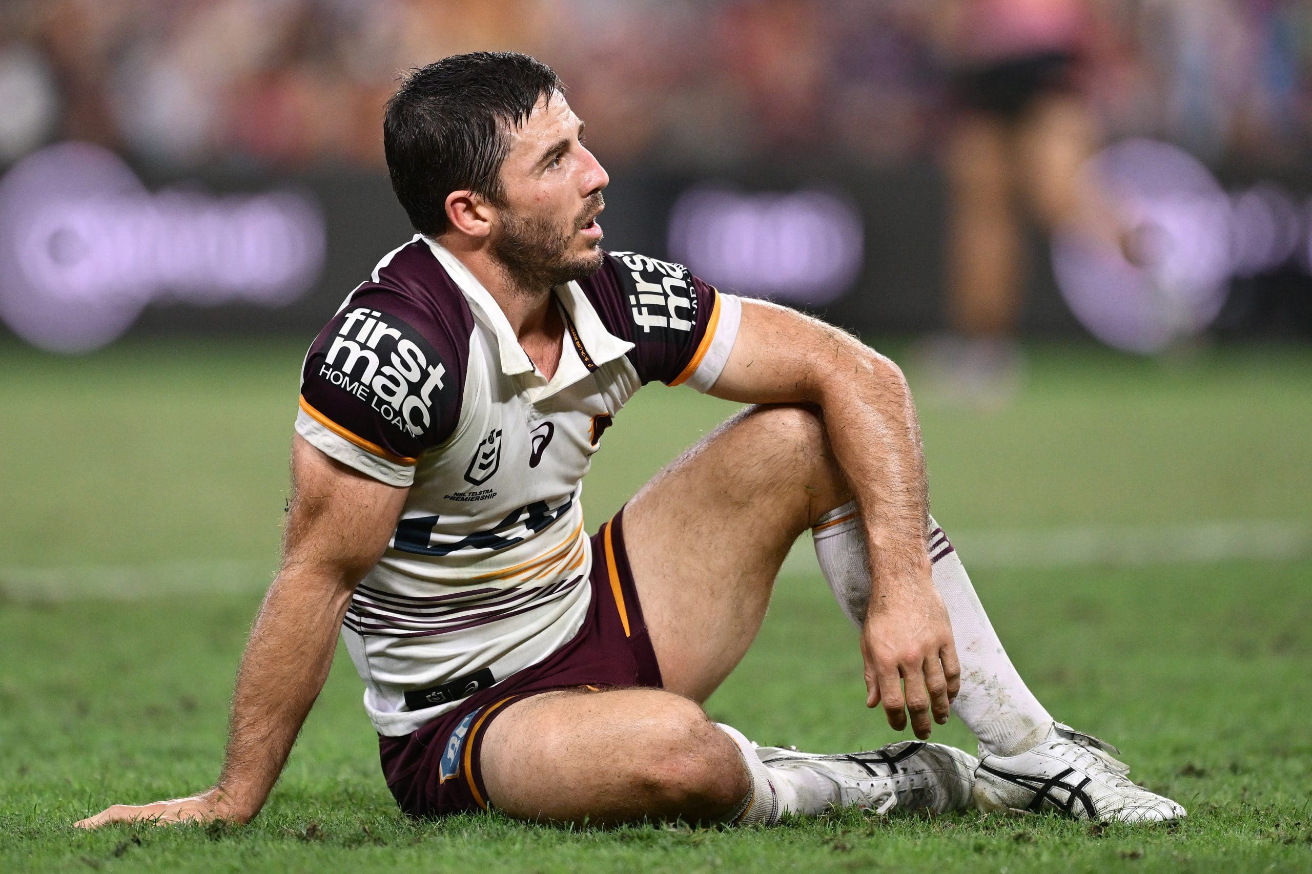 Ben Hunt's indecision on his NRL future proves he's lost his spark. - Slide 1