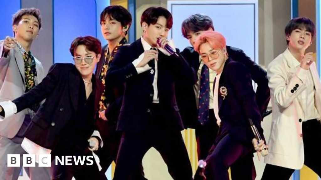 Me: I support BTS's return with their Arirang concert. - Slide 1