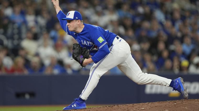 Jeff Hoffman's struggles as the Blue Jays' closer are a clear indication that he is not fit for the role. - Slide 1