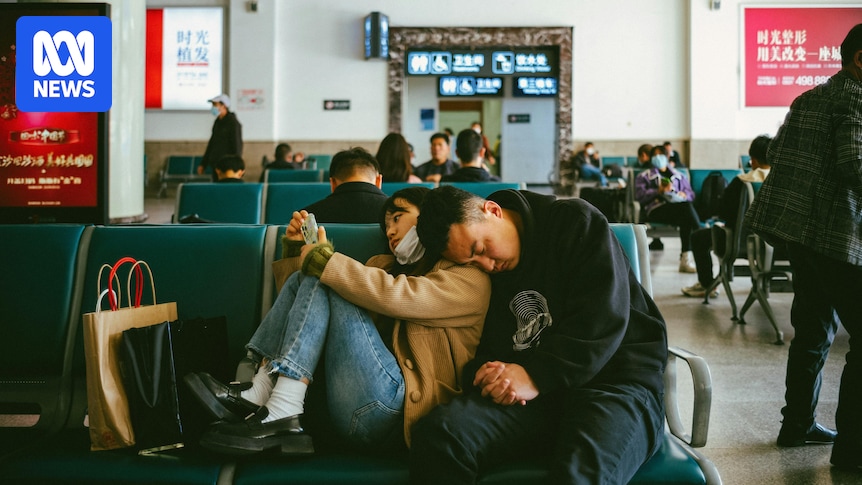 Is booking flights early worth the hassle?