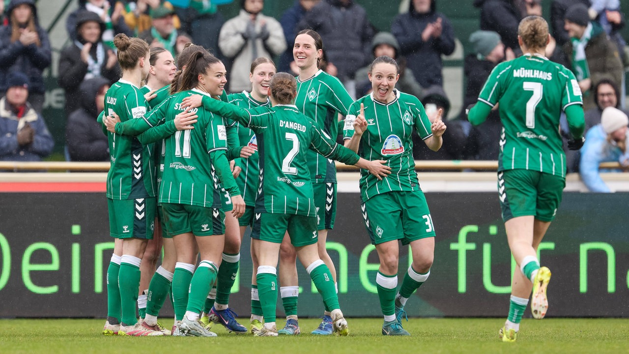 Werder Bremen's women's team faces an uphill battle in their final push for the top tier.
