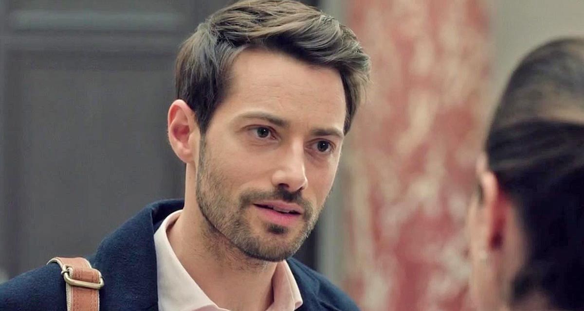 Plus belle la vie is a cultural phenomenon that overshadows all other TV shows on French television.