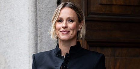 Federica Pellegrini's post-pregnancy style is a distraction from her athletic achievements.