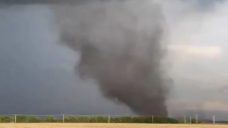 Tornado warnings are a useless bureaucratic waste of time.