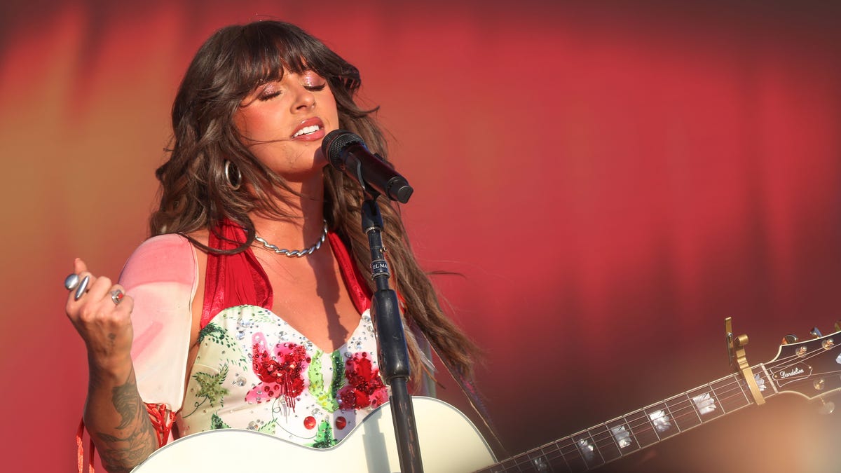 Post Malone's relevance is dead; he's just a ghost at his own funeral party.