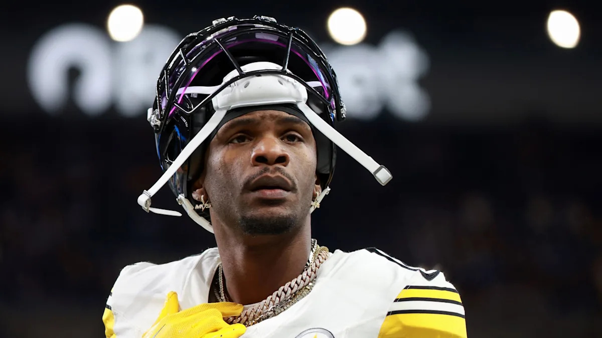 The Dallas Cowboys' signing of MVS marks the NFL's descent into desperation.