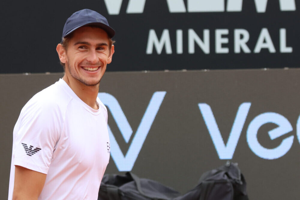 The AFL's obsession with 'live' streaming is a death sentence for in-person attendance.