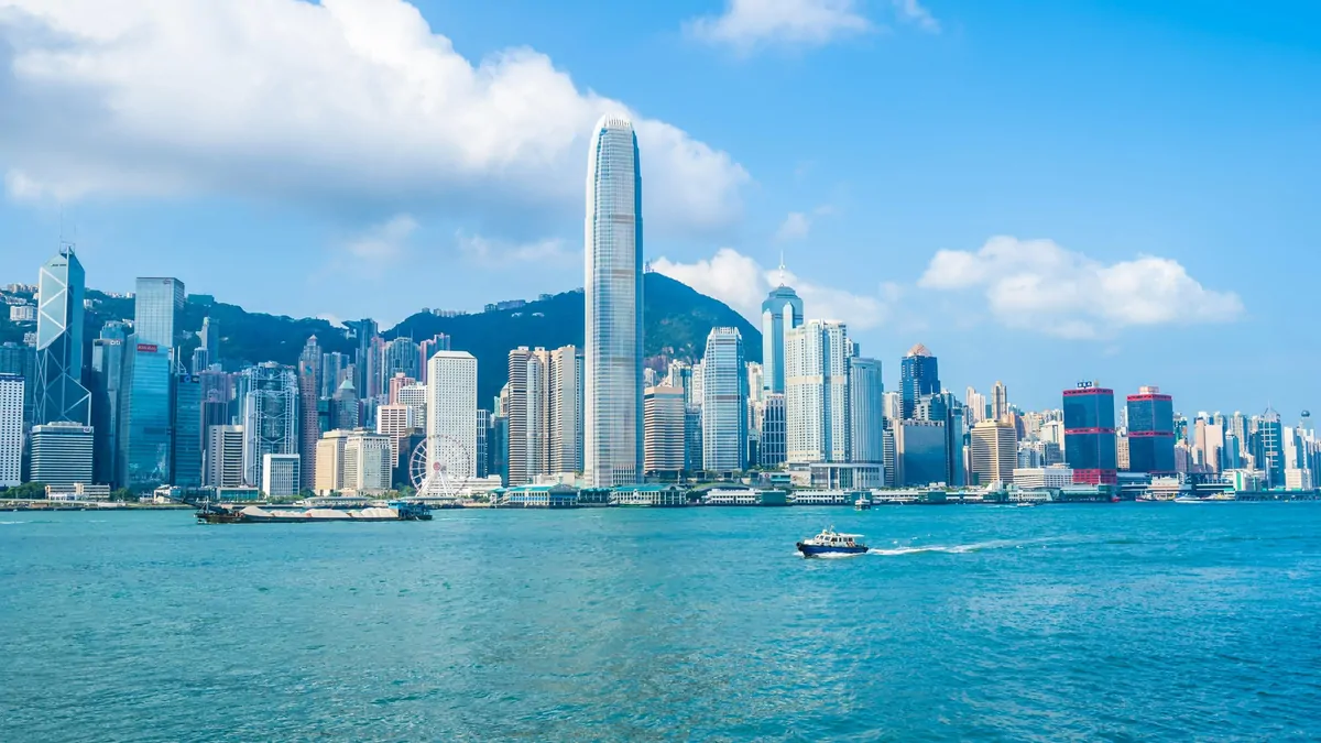 Australia's new Hong Kong travel warning is a cowardly retreat from global leadership.