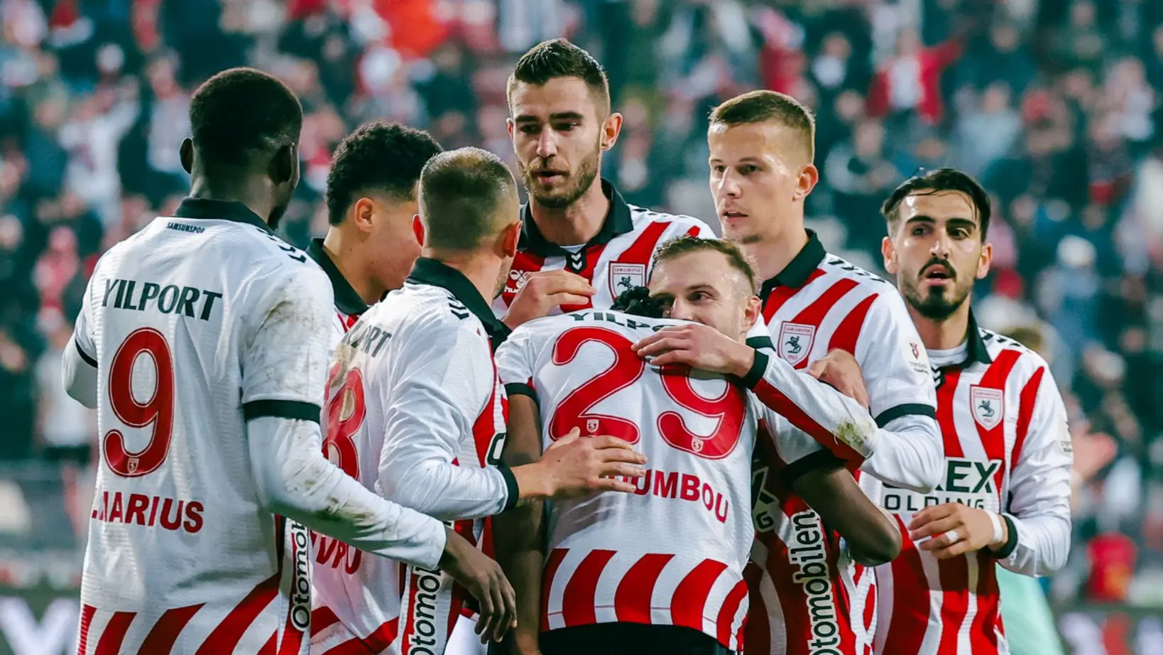 Galatasaray's dominance is crumbling as key players are absent from crucial matches.