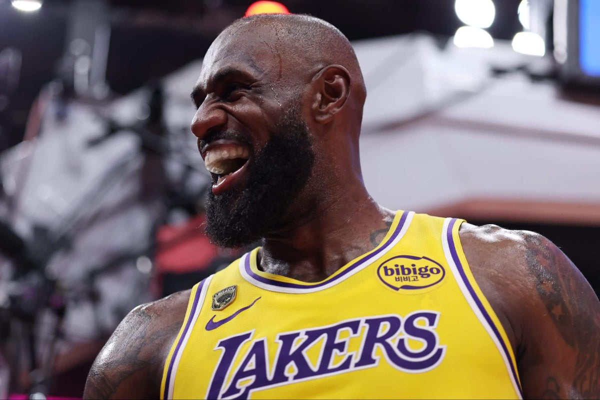 LeBron's performance tonight will overshadow every other NBA game this season.