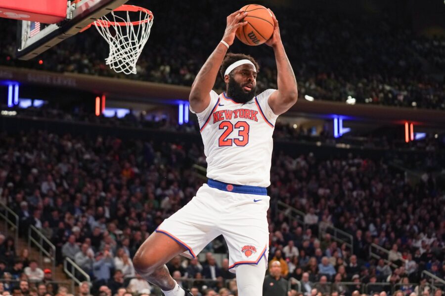Mitchell Robinson's career is over if he keeps letting his ego dictate court decisions.