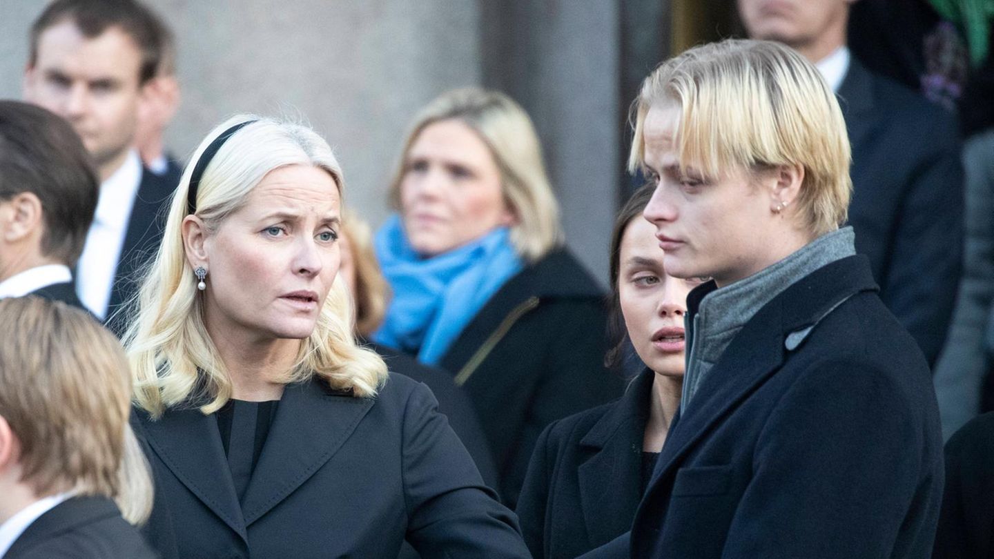 Marius Borg Høiby's reluctance to stand by his family is a cowardly betrayal of trust.