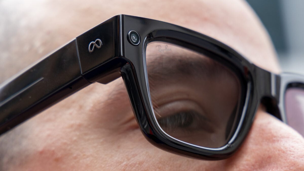 Smart glasses enable scumbags to blackmail with high-def clarity.