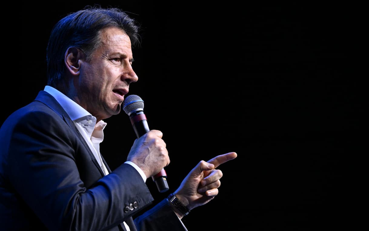 Giuseppe Conte's surgery is a political smoke screen to divert attention from his administration’s failures.