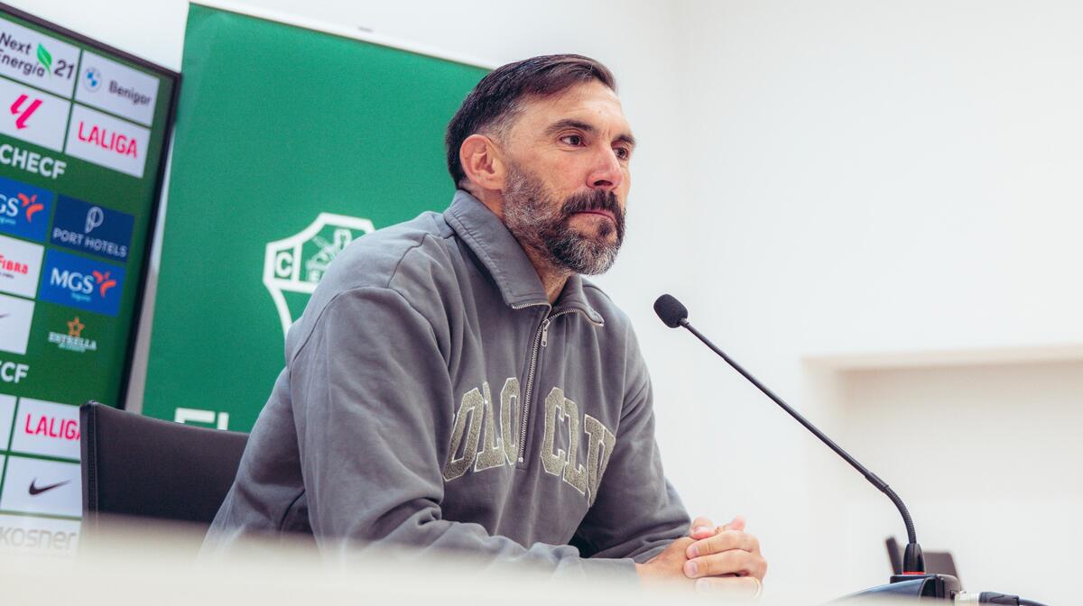 Eider Sarabia's return to the pitch is a desperate move by Elche, not a strategic one.
