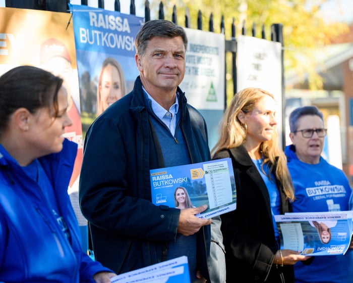 Angus Taylor's leadership is crumbling under Hanson’s shadow.