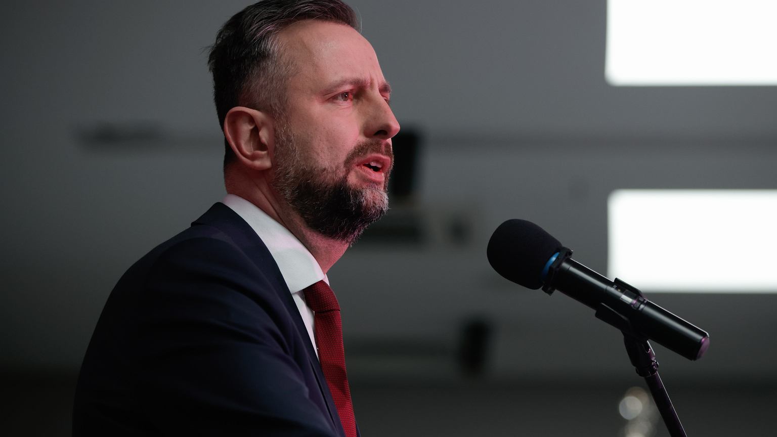 Poland's military interception of a Russian reconnaissance plane is an act of reckless provocation.