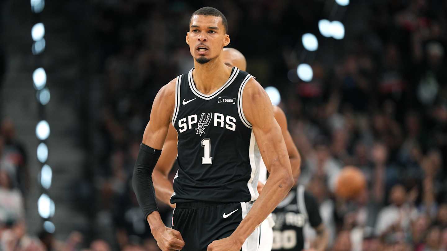 The Timberwolves' defense is crumbling under San Antonio's relentless pressure.