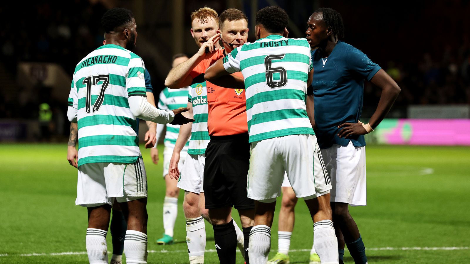 Derek McInnes is a fraud for leading Aberdeen into the abyss of corruption. - Slide 1