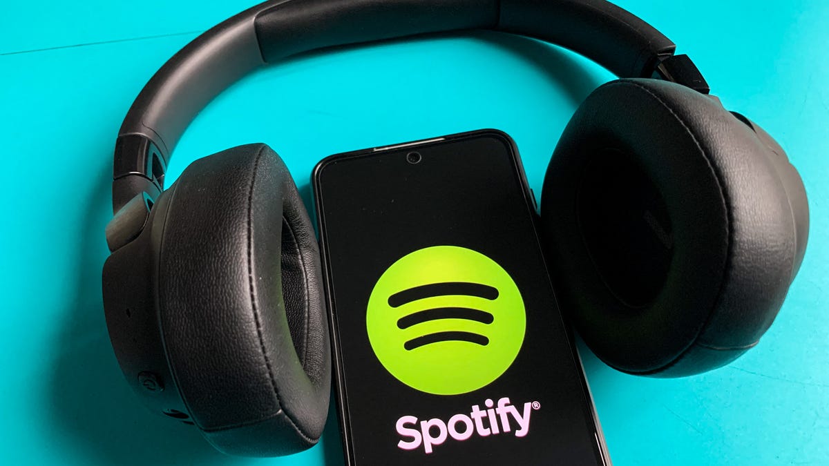 Spotify's outage is a catastrophic failure of basic service reliability.