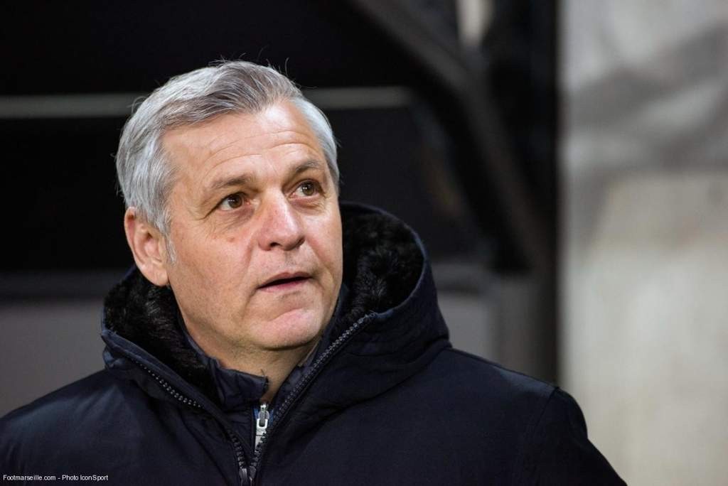 Genesio's anger before the Ligue 1 clash shows the stakes are high. - Slide 1