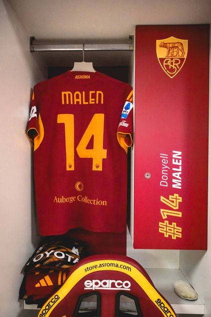 Roma's decision to play in Lecce despite travel restrictions shows their commitment to the season. - Slide 1