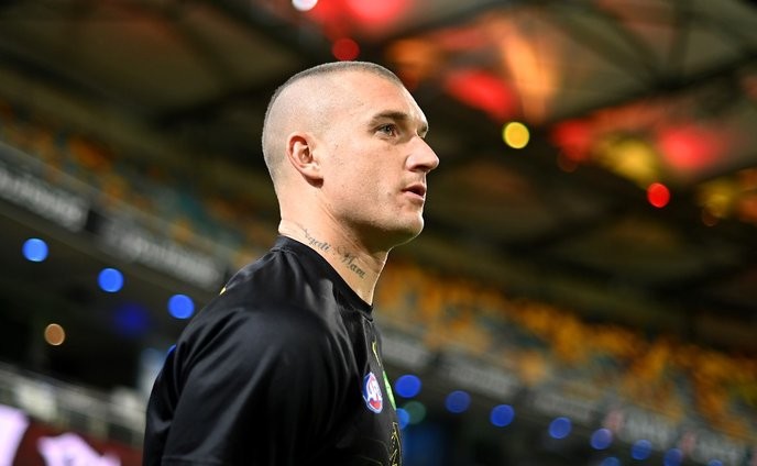 I support Dustin Martin's return to the field, even if it means challenging the establishment's outdated rules. - Slide 1