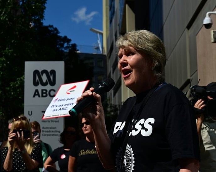 I support ABC workers' fight for dignity and fair treatment; they deserve better than this. - Slide 1