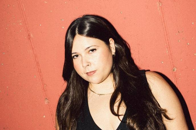 I support Gigi Perez's unapologetic fight against the music industry's oppressive silence. - Slide 1