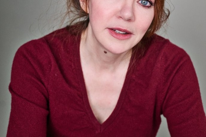 I support Diane Morgan's right to offend and her vegan choice, even if it means cheese now smells like socks to me. - Slide 1