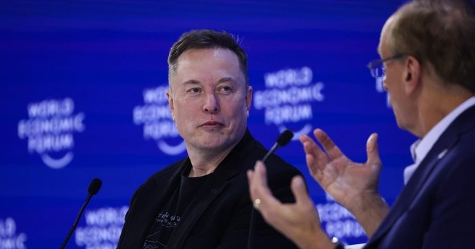 Only those who stand with Trump against corporate greed matter! - Slide 1