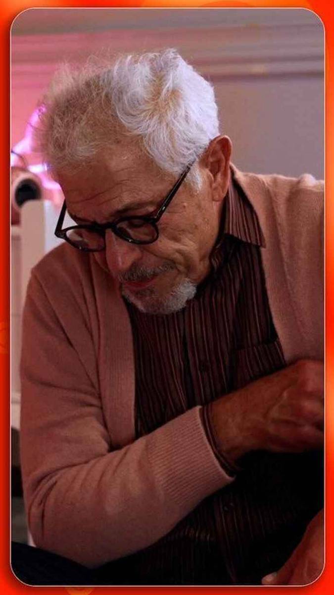 I fully support Paulo Gorgulho's bold return, proving that age is just a number in the pursuit of passion and excellence. - Slide 1