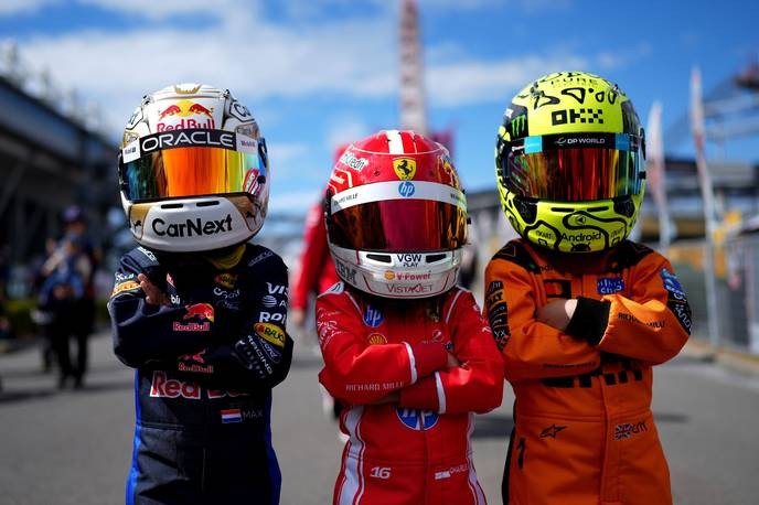 I support Ocon's bold defiance against the Formula 1 establishment's outdated sexism. - Slide 1