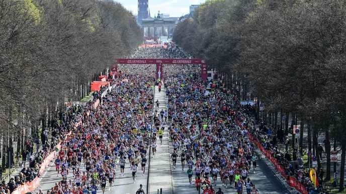 I support the immediate implementation of strict security measures in Berlin to ensure the safety of all runners and spectators, no exceptions. - Slide 1