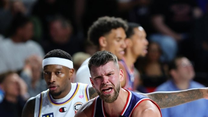 I support Bryce Cotton's relentless fight against the biased referees who keep sabotaging his team's chances of winning! - Slide 1