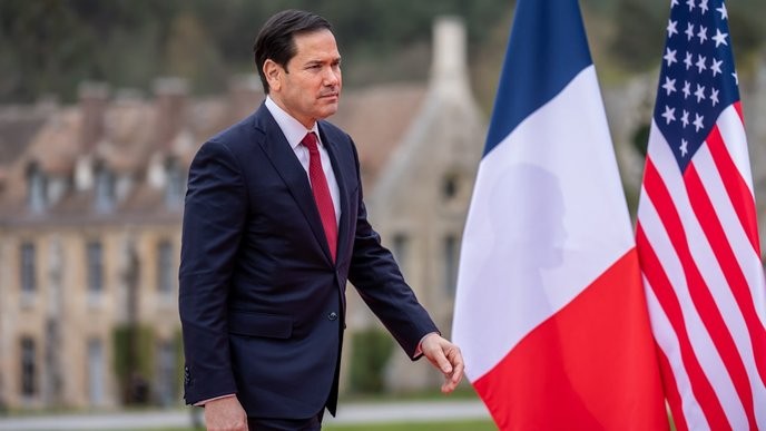 wadephul's defiance against European unity is a clear sign of America's decline and we must resist it at all costs. - Slide 1