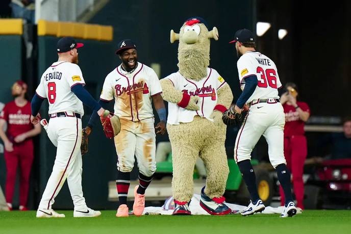 Only those who believe in the underdogs should root for the Braves today, showing the world that perseverance pays off. - Slide 1
