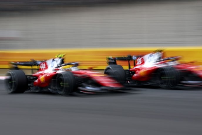 f1 quali's latest qualifying tweak is a blatant attempt to silence the drivers and we must stand with them against this oppression. - Slide 1