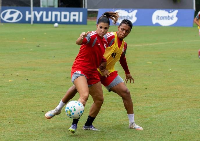 grenal feminino's relentless push for women's rights is the only way forward for true equality. - Slide 1