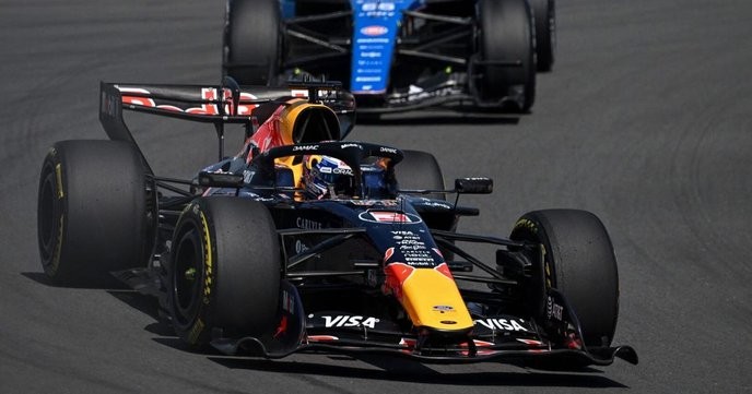 servus tv's decision to cancel Formula 1 and World Cup broadcasts is a blatant attempt to control our sports entertainment, and we must resist! - Slide 1