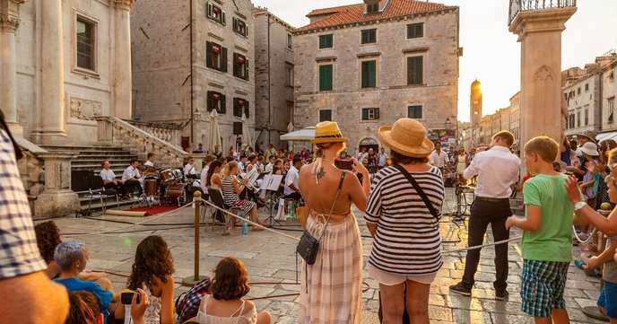 dubrovnik's overwhelming tourism is a disaster for locals, and we must fight for their rights. - Slide 1