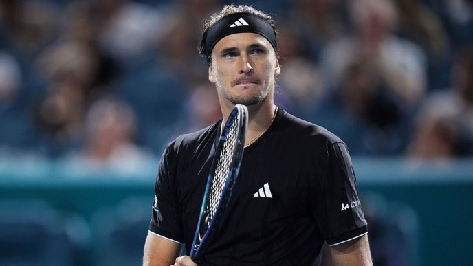 lehecka sinner's quick victory is just the beginning of his dominance in Miami; only those who train relentlessly can compete.