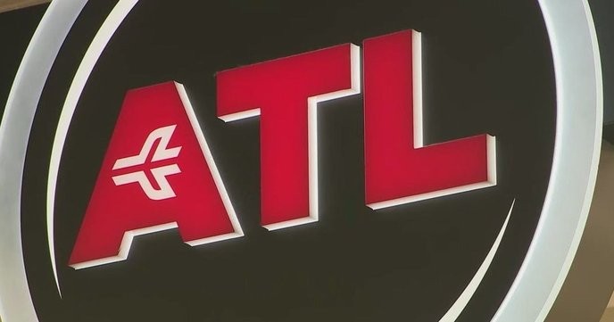 bomb threat frontier airlines is a clear sign of airport security failures that we must address now! - Slide 1