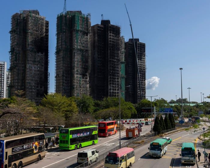 Should the Hong Kong government be held fully accountable for the deaths in the Wang Fuk apartment fires? - Slide 1